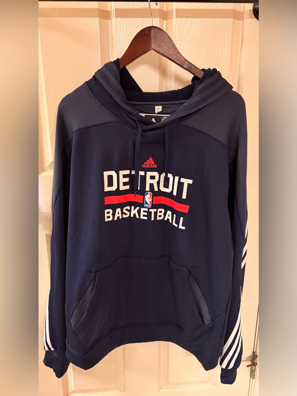 NBA Detroit Pistons Adidas Basketball Navy Jacket Pullover Hoodie Men’s Large